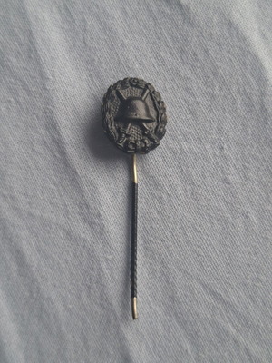 German WWI Wound Badge miniature, black