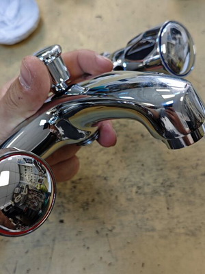Clever chrome bathtub faucet with two handles, brass