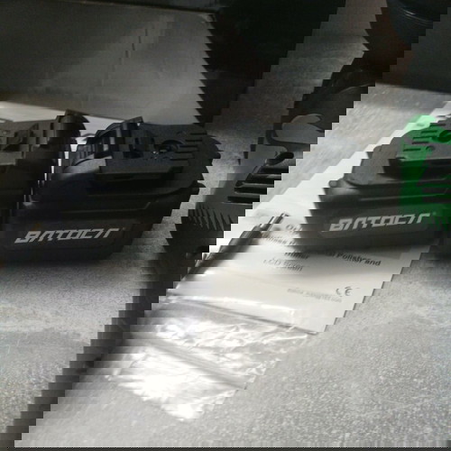 Professional polisher with 2 batteries new