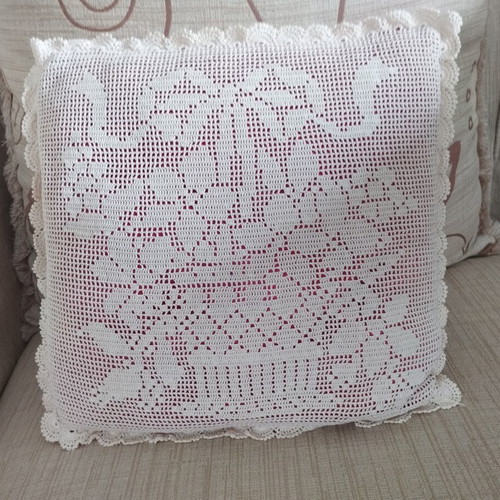 Vintage handmade crochet pillow set of 3 with filling, like new