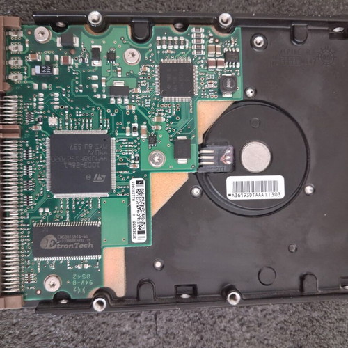 Seagate Barracuda ST3160023A 160GB IDE hard drive like new with Ultra ATA cable