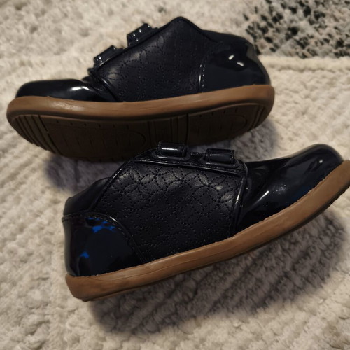Mayoral baby shoes no23 used