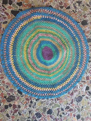 Plastic handmade rug 77 cm new