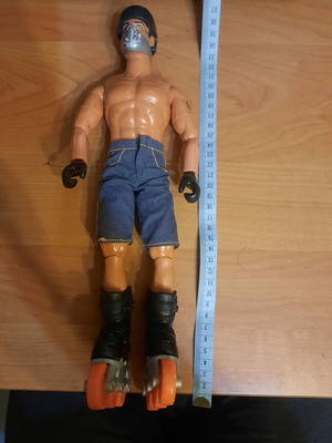 Actionman roller skates figure like new
