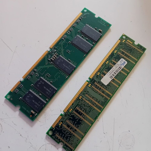 SDR SDRAM memory 64MB pack of 2 used