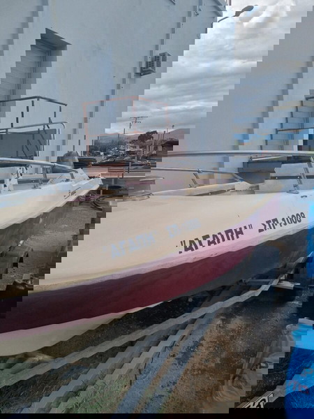  polite varka compass 4,7 me michani Yamaha 50
