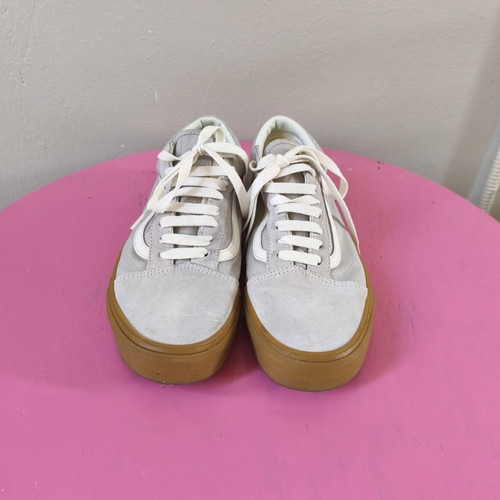 Vans sneakers beige with gum sole like new, size 44.5