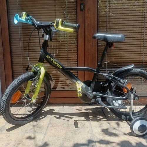 Dechatlon B'Twin Dark Hero 500 kids bike used, 16 inch wheels
