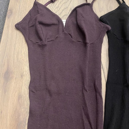 Intimissimi tops black and burgundy, size M
