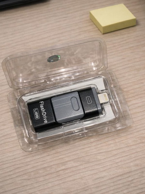 3-in-1 Flash Drive like new for iPhone Android and PC