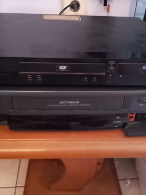 Samsung VHS and DVD players 1995-1997