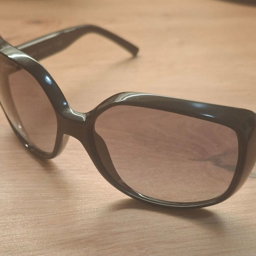 DKNY sunglasses new, authentic black