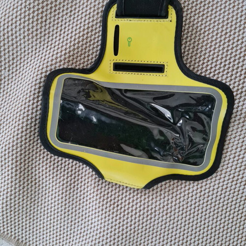 Waterproof sports phone case like new, yellow/black