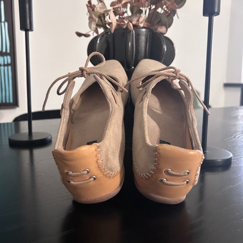 Nautica beige suede ballet flats size 37 like new