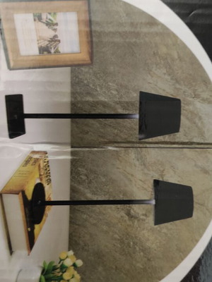 Rechargeable LED desk lamp