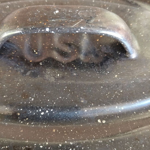 Enamel Roasting Pan USA used, large oval 45x35x13 cm