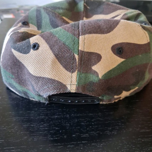 DGK snapback hat camouflage design like new, one size