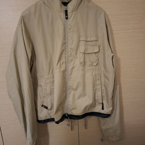Vintage Armani Jeans windbreaker jacket like new, size 40