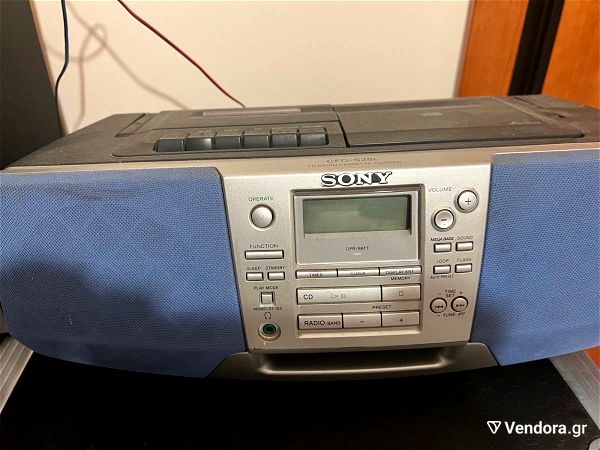 cd player kasetofono SONY CFD- S28L