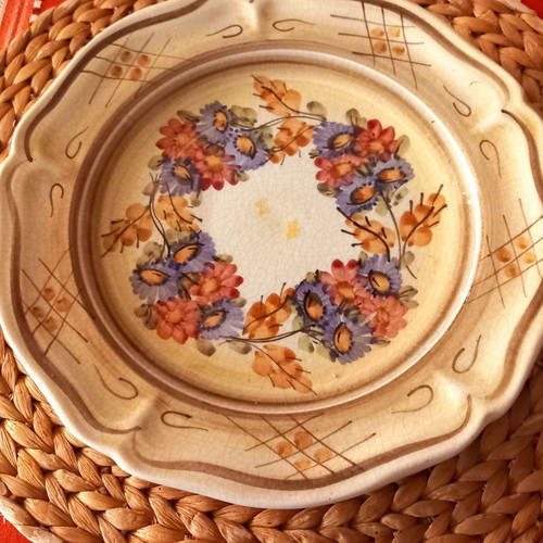 Decorative wall plate used, handmade
