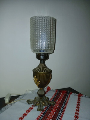 Antique Lamp from Italy like new, fully functional