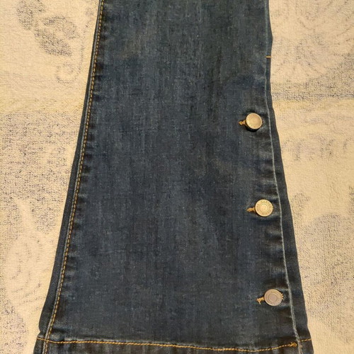 Jeans flared with metallic buttons, size S, blue, new