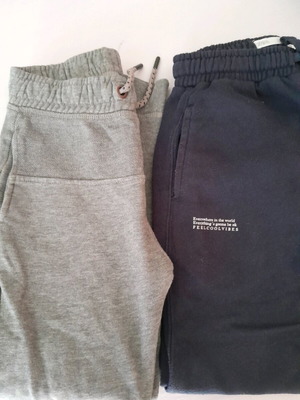 Tracksuits used for boy 8 years old, pack of two