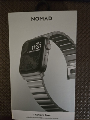 Nomad τιτάνια μπάντα για Apple Watch νέα
