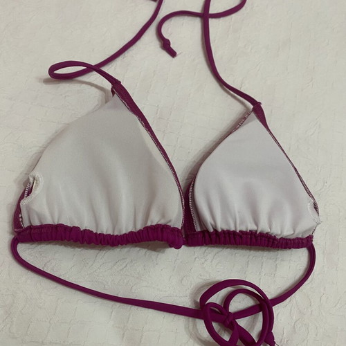 Magenta bikini top like new, size S/M with removable cups