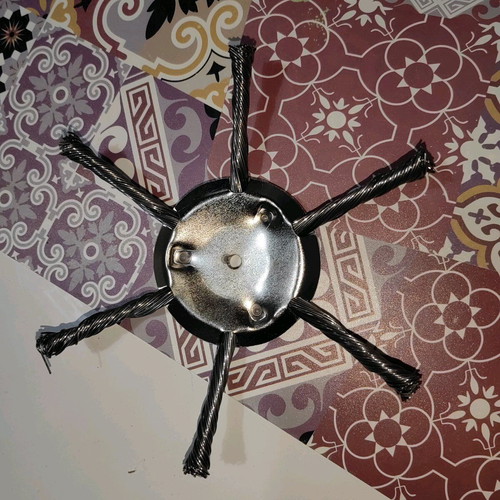 Cutting disc for trimmer like new with wire spokes