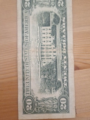 20 Dollars 1985 used banknote
