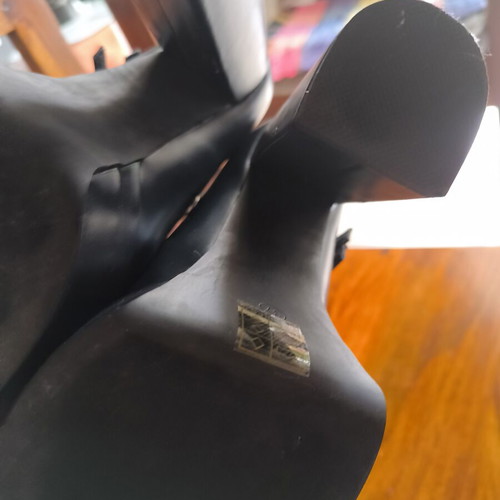 Mia shoes size 37 black platform sandals like new