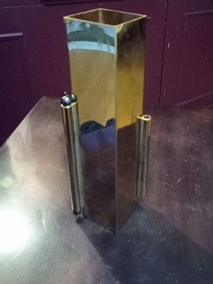 Decorative metal vase like new, 18×4 cm