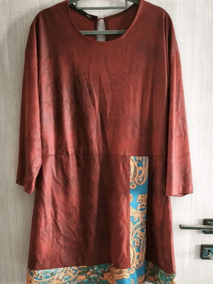 Nidodileda dress like new, brown and red, sizes M/L, faux leather