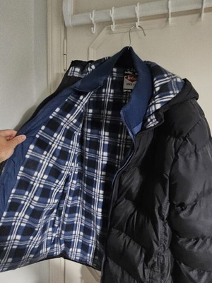 Lee Cooper jacket large like new, black with double zipper