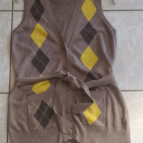 Zara women's vest used, medium size, multicolor