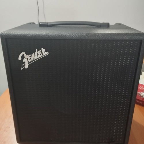 Fender 25W bass amplifier