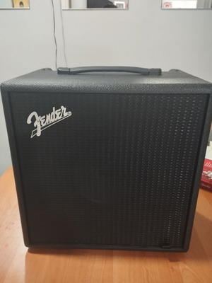 Fender 25W bass amplifier