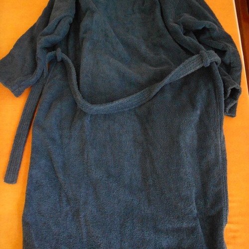 Unisex bathrobe Victoria Collection cotton large/extra large, like new, dark blue