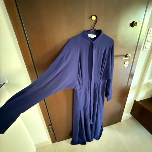 Victoria Beckham dress size 40 like new, dark blue, winter collection