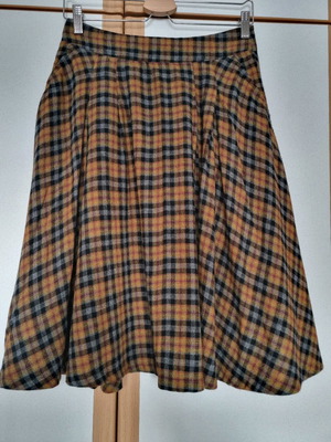 Φούστα Benetton midi καρό σαν καινούργιο