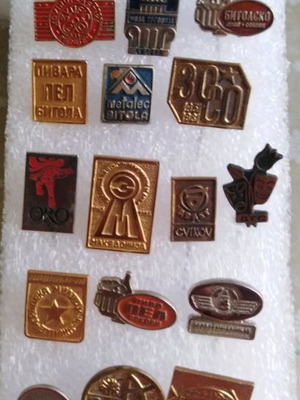 Lapel pins used, pack of 30 pieces
