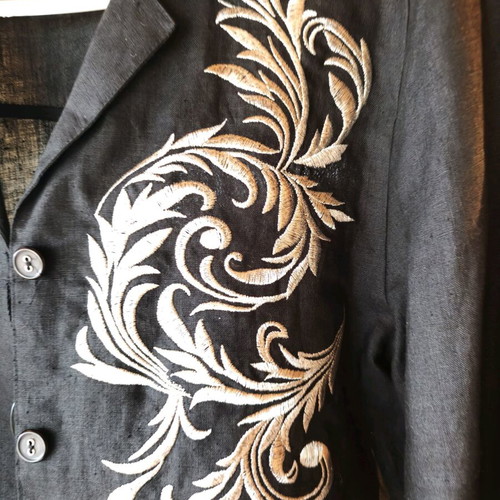 Linen women's shirt black embroidered new with tags