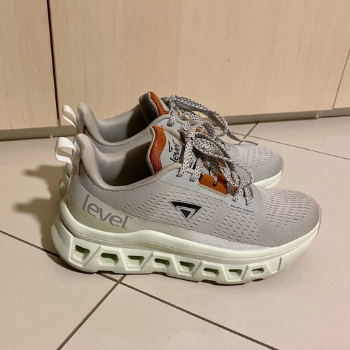 Level Anatomic Women's Athletic Shoe New Gray Size 37