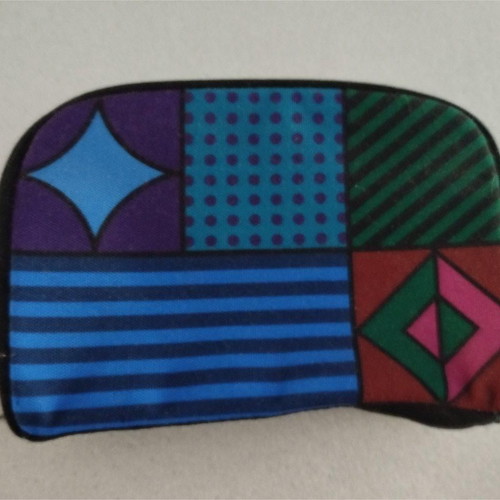 Apivita toiletry bag like new, multicolor