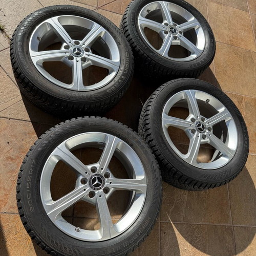 Mercedes 4 Tires 205/55R17 like new