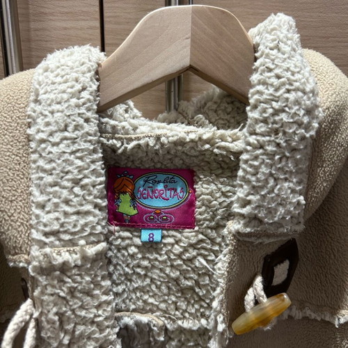 Girls' coat size 8, beige, like new, very warm