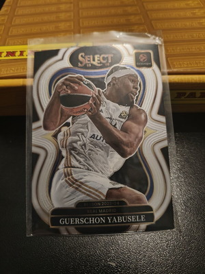 Guerschon Yabusele Real Madrid Mezzanine Silver 2025-26 Panini Select Euroleague Base card new