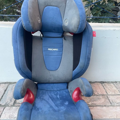 Car seat used blue and gray in very good condition