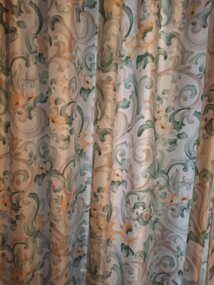 Curtain set like new, 2.5x1.6 meters per panel